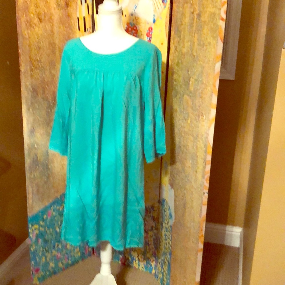 New with tags. Cute dress